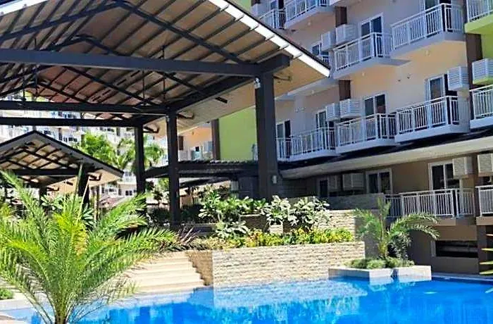 Zhamira's Near Airport & Malls, Clean& Comfy